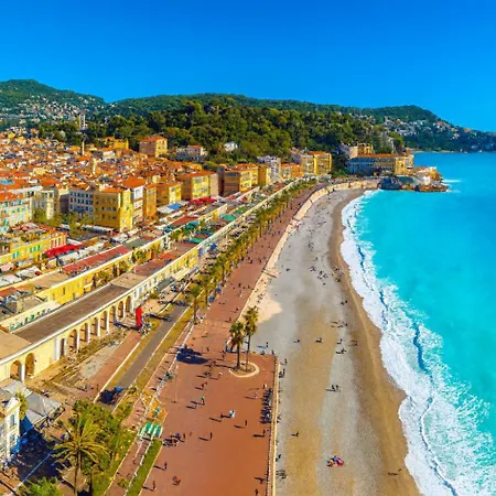 Massena - Et Vieux Pour 4 Personnes *