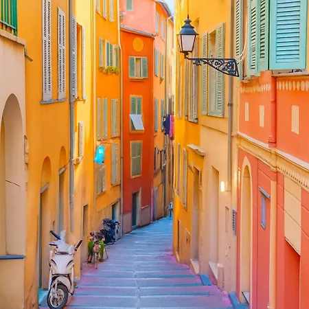 Massena - Et Vieux Pour 4 Personnes Apartmán Nice